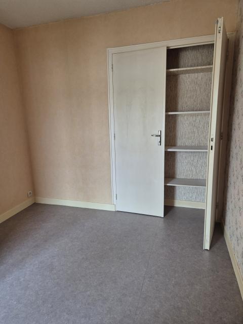 Location appartement T2 Sully sur Loire - Photo 5