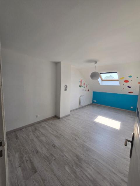 Location maison F5 Villers Pol - Photo 4