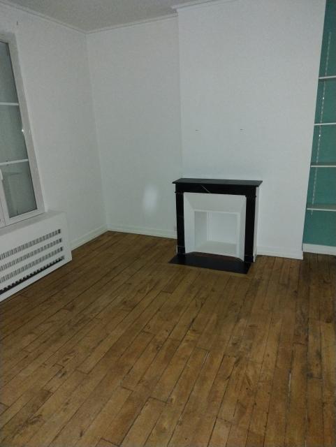 Location maison F7 Chatellerault - Photo 8