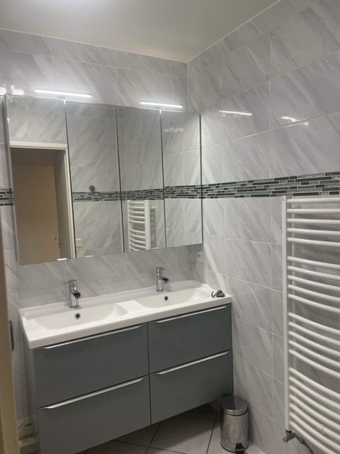 Location appartement T4 Fontaine - Photo 3