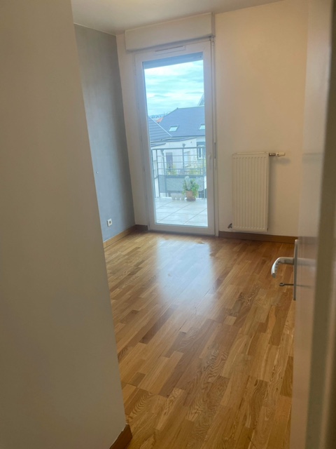 Location appartement T4 Fontaine - Photo 4