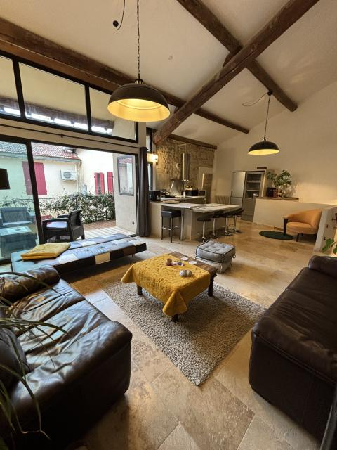 Location appartement T6 Eyragues - Photo 2