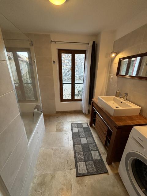 Location appartement T6 Eyragues - Photo 5