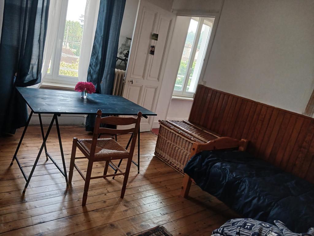 Location chambre St Romain en Gal - Photo 1