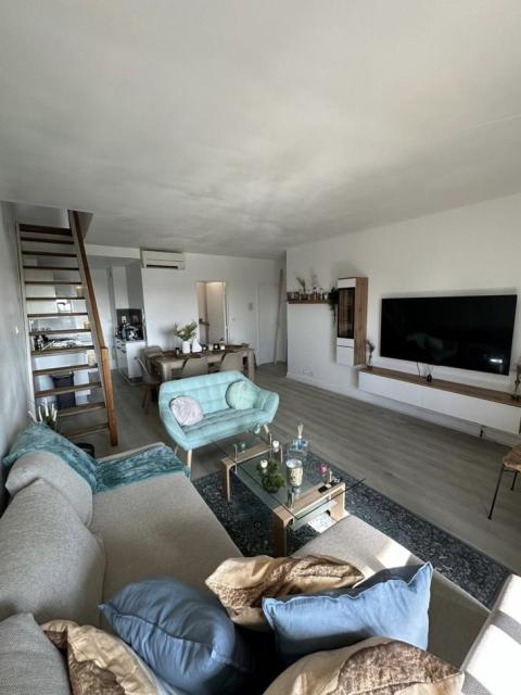 Location appartement T3 Marseille 08 - Photo 3