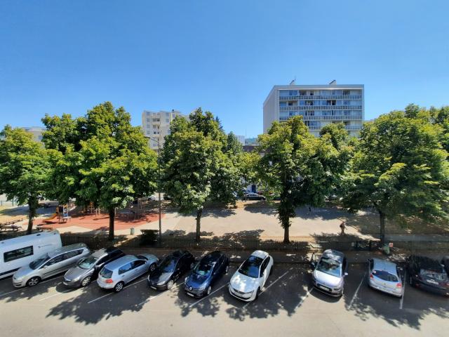 Location studio St Etienne - Photo 4