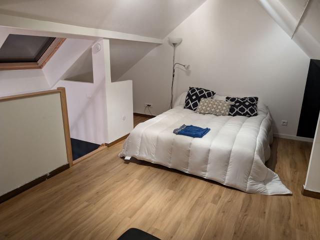 Location maison F2 Plaimpied Givaudins - Photo 2