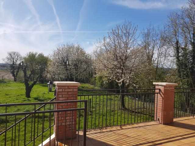 Location maison F4 St Pierre les Elbeuf - Photo 2
