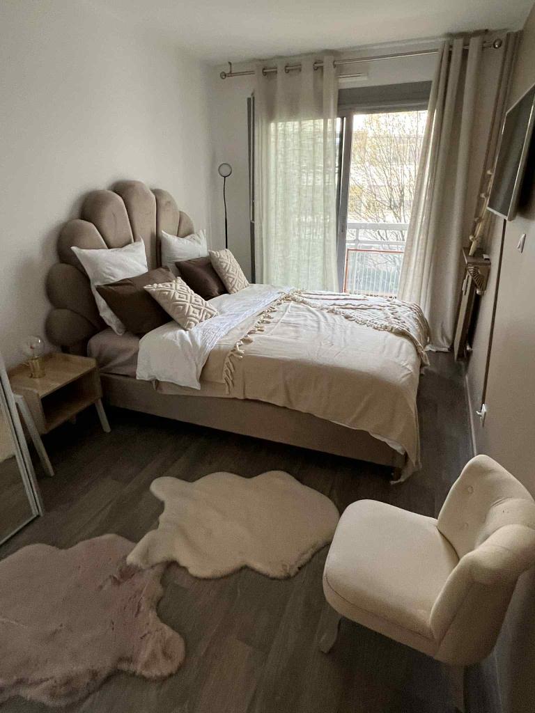 Location chambre Neuilly sur Seine - Photo 1