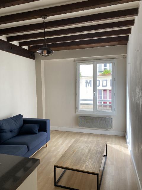 Location appartement T2 Paris 11 - Photo 1