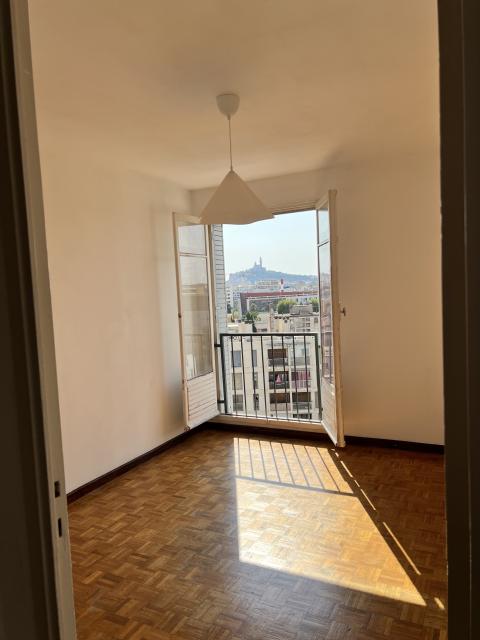 Location appartement T3 Marseille 05 - Photo 6