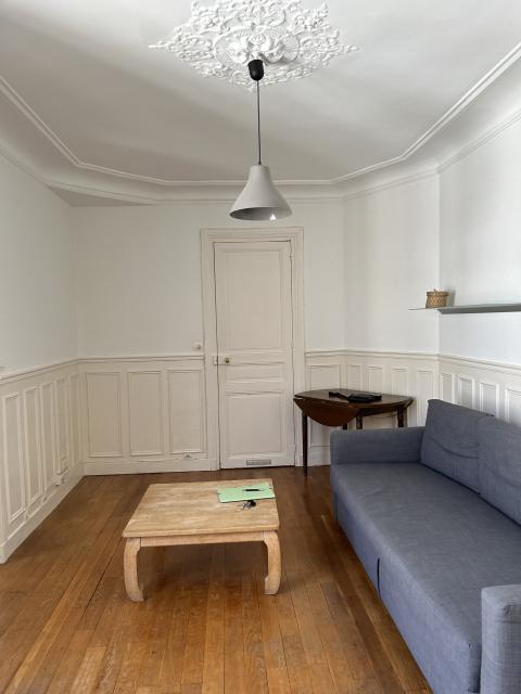 Location appartement T2 Paris 18 - Photo 2