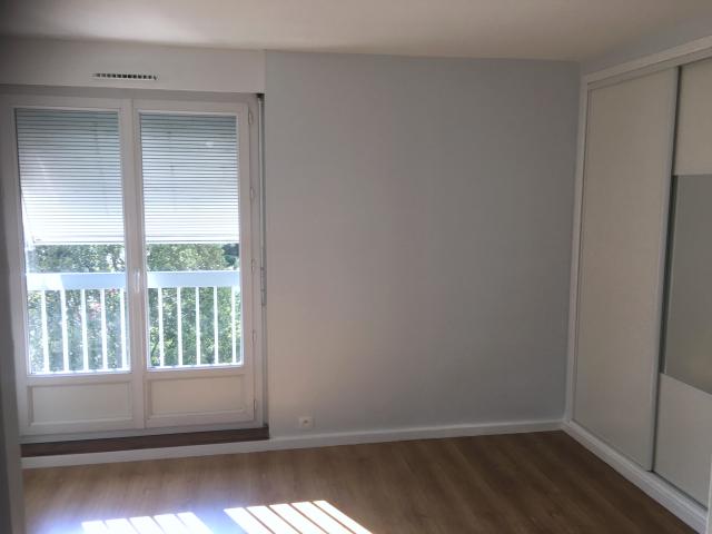 Location appartement T4 Le Plessis Robinson - Photo 3
