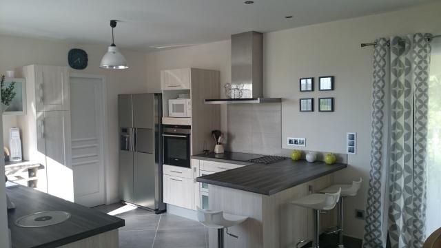 Location maison F6 La Croix Blanche - Photo 3