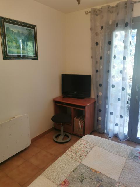 Location chambre Chateauneuf le Rouge - Photo 3