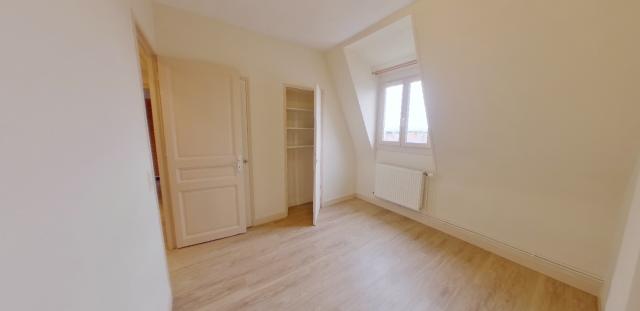 Location appartement T4 Charleville Mezieres - Photo 5