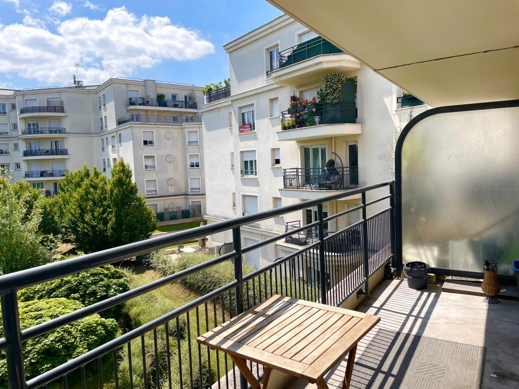 Location chambre Le Bourget - Photo 1