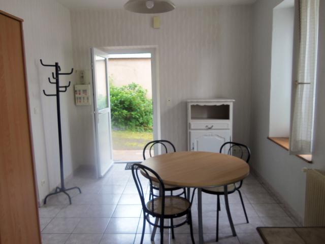 Location appartement T2 Montbeliard - Photo 2