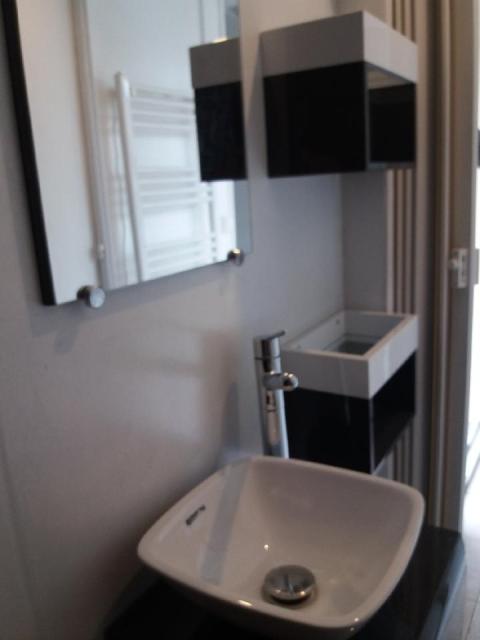 Location maison F2 Thouars - Photo 3