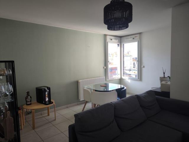 Location appartement T3 Lyon 9 - Photo 3