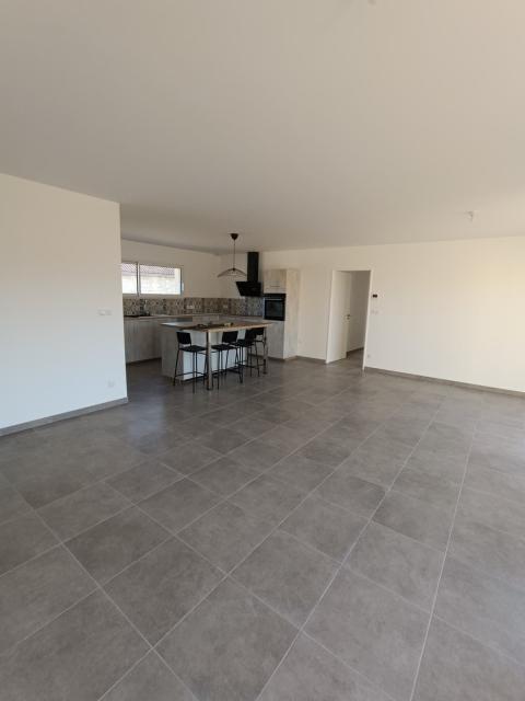Location maison F5 Civrac de Blaye - Photo 5