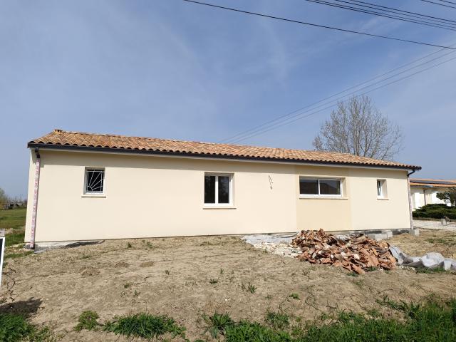 Location maison F5 Civrac de Blaye - Photo 9