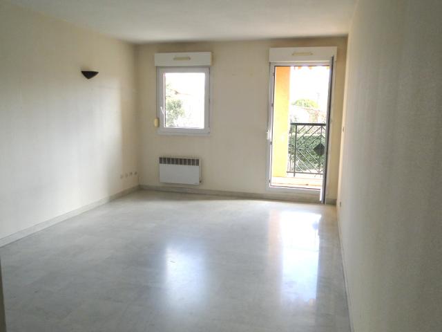 Location appartement T2 Marseille 08 - Photo 2