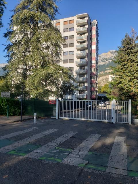 Location appartement T2 Le Pont de Claix - Photo 3