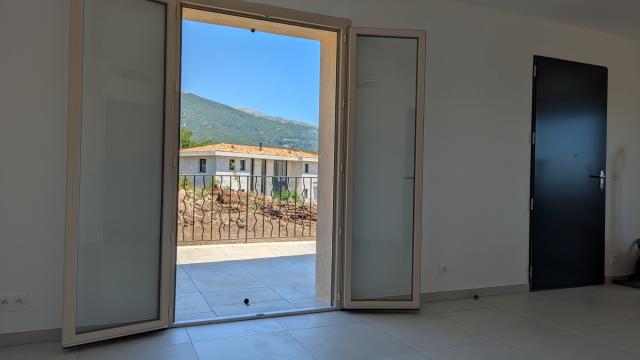 Location appartement T4 Roquefort les Pins - Photo 3