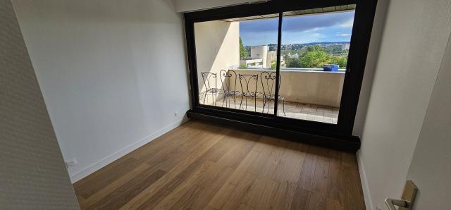 Location appartement T4 Verrieres le Buisson - Photo 3
