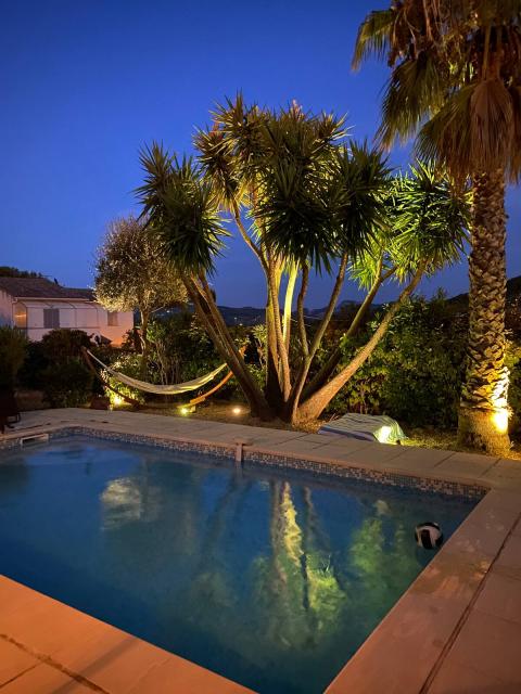 Location maison F6 La Cadiere d'Azur - Photo 2