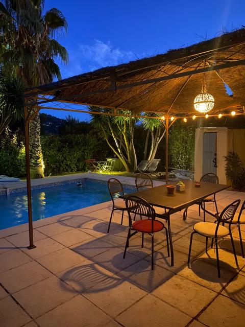 Location maison F6 La Cadiere d'Azur - Photo 3
