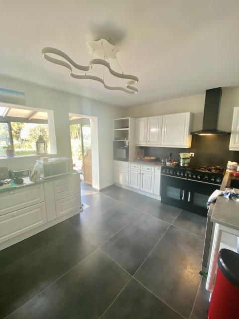 Location maison F6 La Cadiere d'Azur - Photo 6